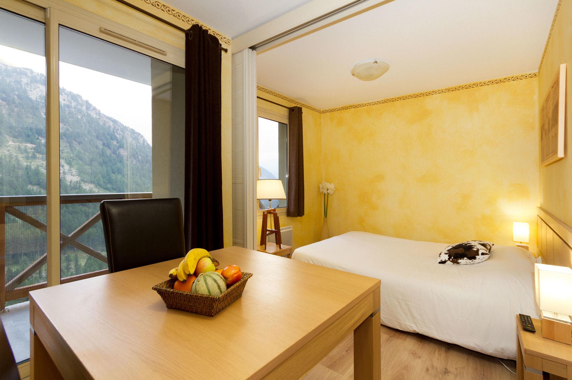 Residence Mmv Les Terrasses D'Isola Ізола-2000 Екстер'єр фото